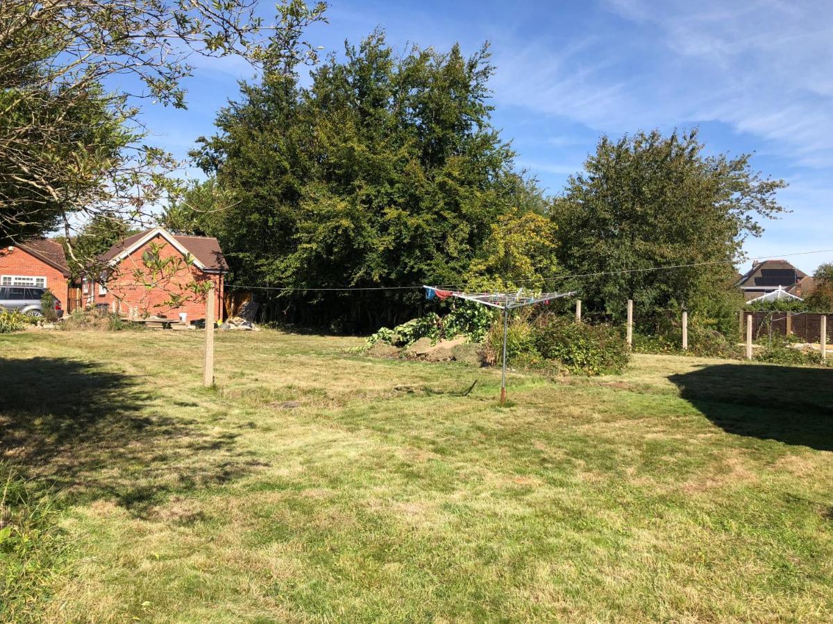 Ferienwohnung Amazing Quiet Garden House Near London Luton Airport Exterior foto