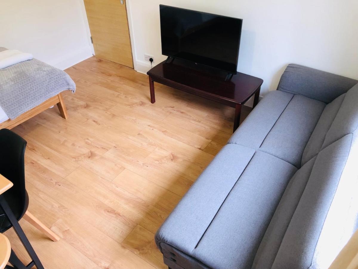 Ferienwohnung Amazing Quiet Garden House Near London Luton Airport Exterior foto