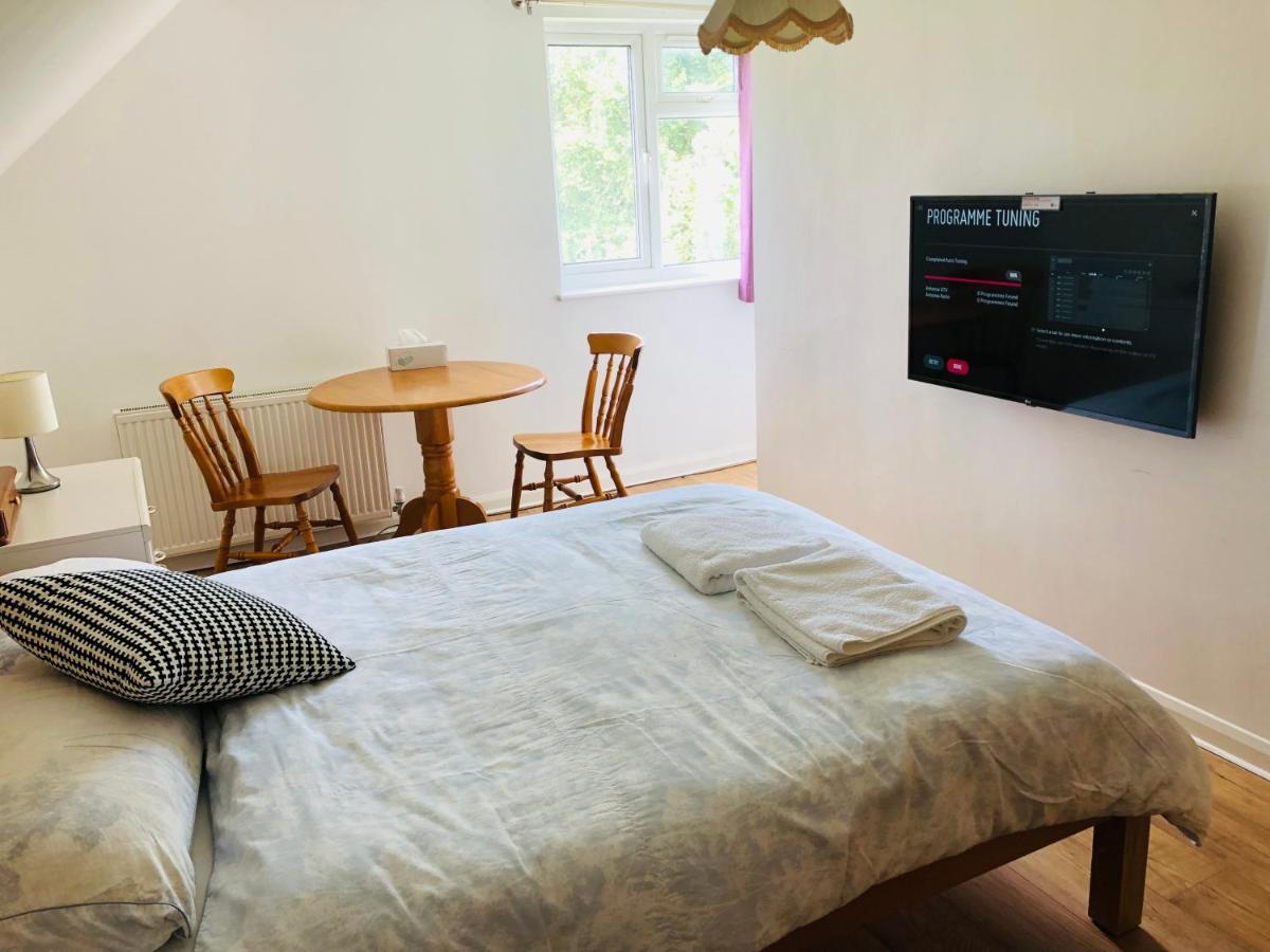 Ferienwohnung Amazing Quiet Garden House Near London Luton Airport Exterior foto