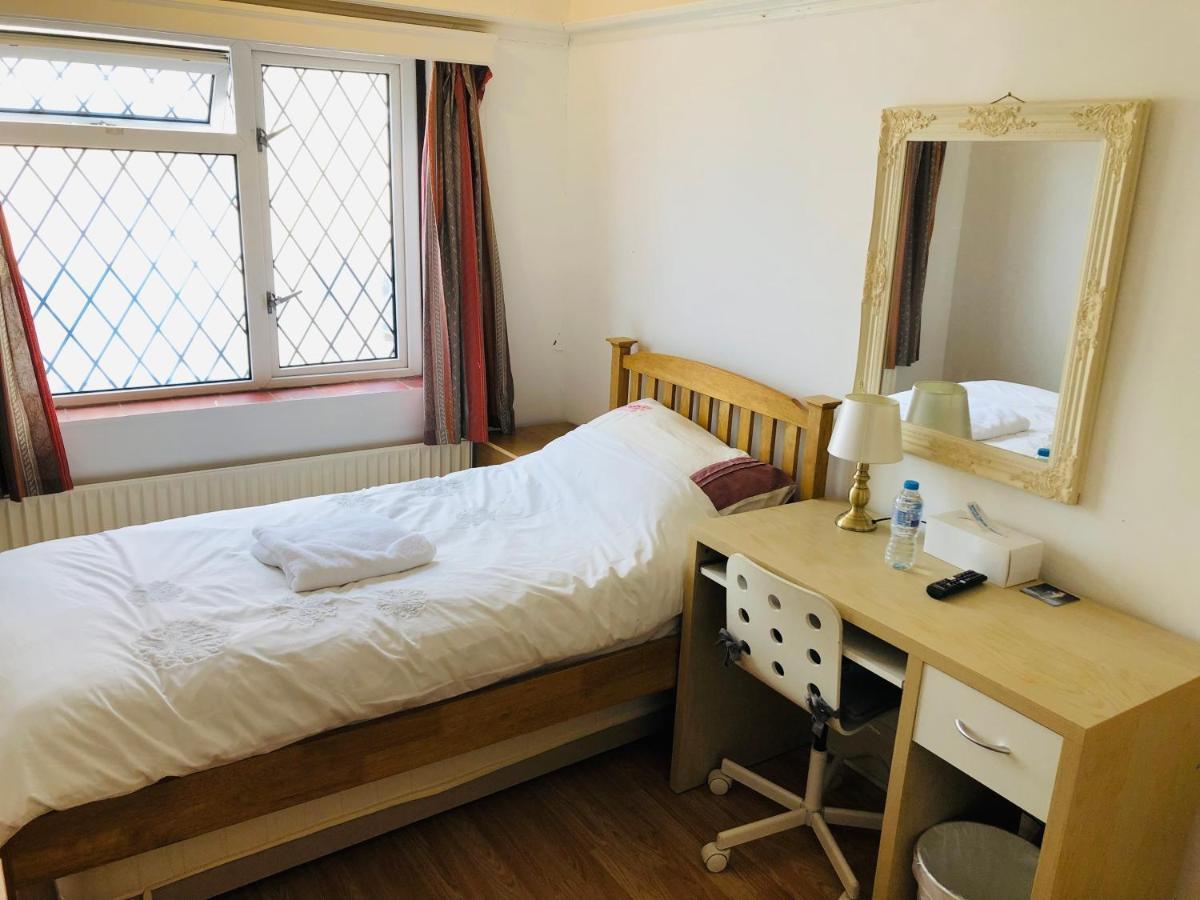 Ferienwohnung Amazing Quiet Garden House Near London Luton Airport Exterior foto
